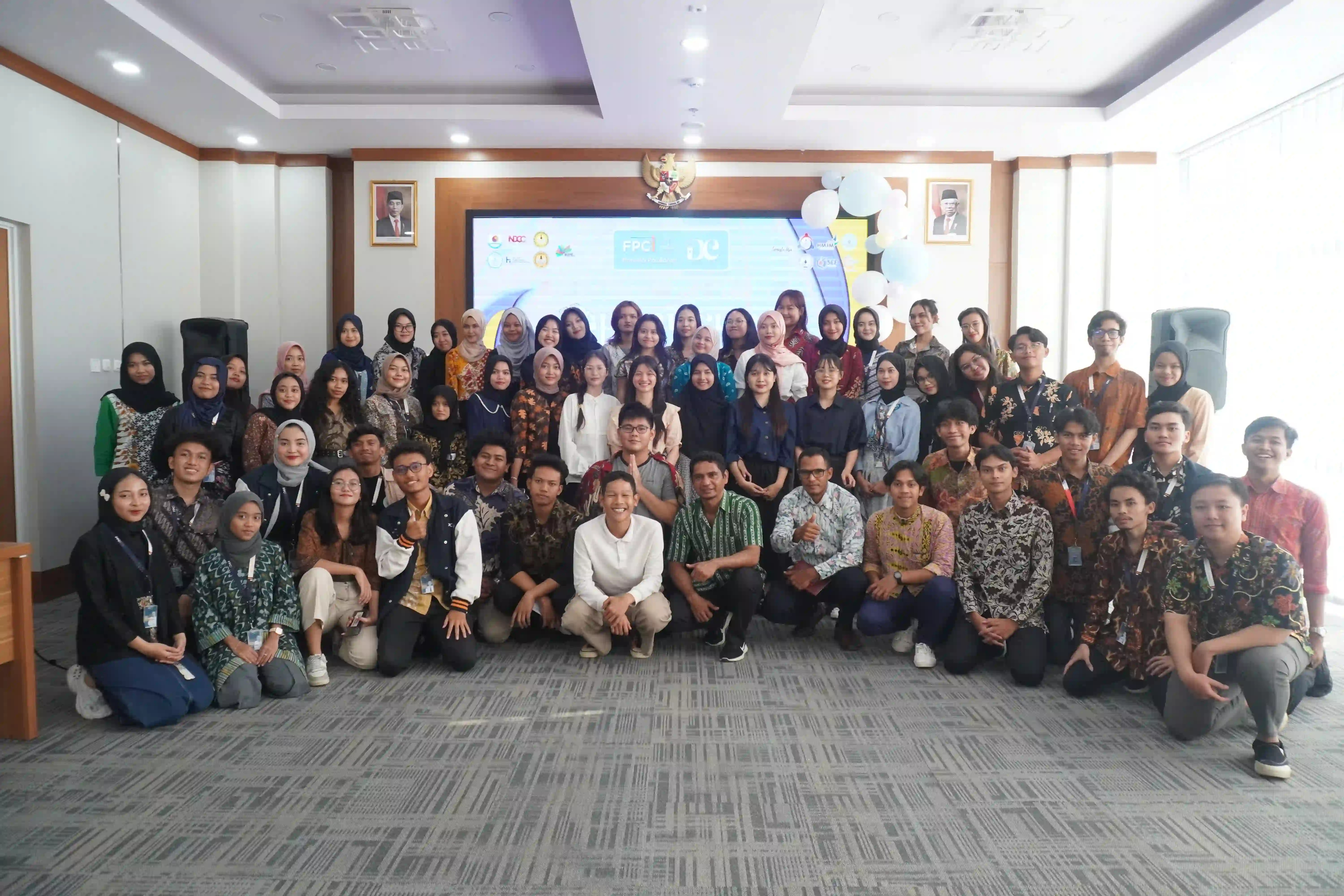 Galery UKM Foreign Policy Community of Indonesia ke-1