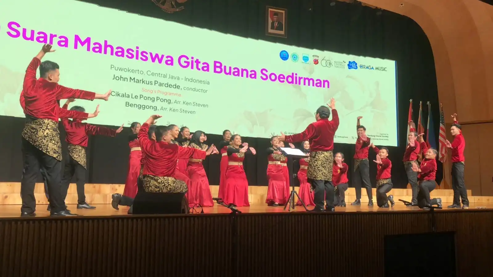 Galery UKM Paduan Suara Mahasiswa Gita Buana Soedirman ke-1